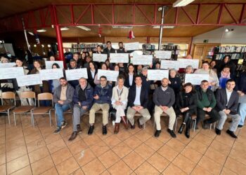 20 organizaciones de Chiloé fueron premiadas tras adjudicarse el Fondo Concursable de AquaChile